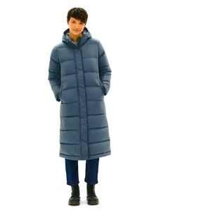 NEW W/ TAGS!! women's silent down long parka plume grey